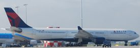 N814NW at EHAM 20110822 | Airbus A330-323X