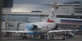 OE-LVC at EHAM 20120418 | Fokker 70