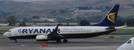 EI-DLY at LEMD 20121024 | Boeing 737-8AS/W