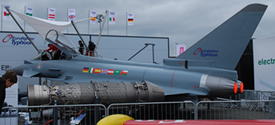 x {2013-12} at LFPB S 20130622 | Eurofighter EF-2000 Typhoon (mockup?)