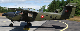 T-432 at EKKA 20140621 | Saab T-17 Supporter