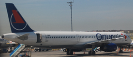TC-OBR at LTBA(2) 20150506 | Airbus A321-231