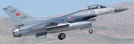 93-0687 at LTAN 20150507 | General Dynamics F-16C-50-CF