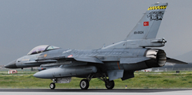 89-0024 at LTAN(1) 20150508 | General Dynamics F-16C-40-CF