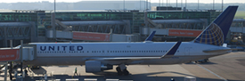 N675UA at EHAM 20160807 | Boeing 767-322(ER)