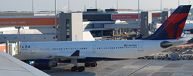 N851NW at EHAM 20160807 | Airbus A330-223