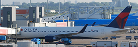 N195DN at EHAM 20160807 | Boeing 767-332(ER)