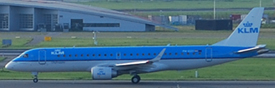 PH-EZY at EHAM 20160807 | Embraer ERJ 190STD