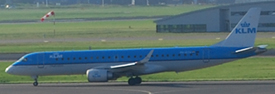 PH-EZT at EHAM 20160807 | Embraer ERJ-190STD