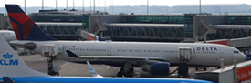 N854NW at EHAM 20160807 | Airbus A330-223