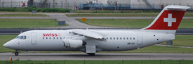 HB-IXV at EHAM 20160813 | BAe RJ100