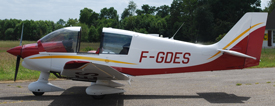 F-GDES at LFOY 20170607 | APR DR400-120