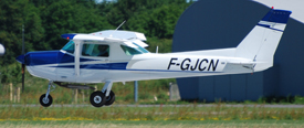 F-GJCN at LFOR 20170610 | Cessna 152 (Reims assembled?)