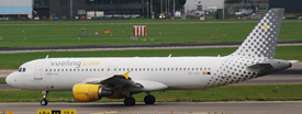 EC-KCU at EHAM 20170905 | Airbus A320-216