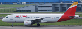 EC-KOH at EHAM 20211002 | Airbus A320-214