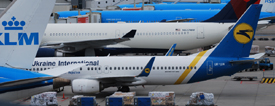 UR-UIA at EHAM 20211002 | Boeing 737-800/W