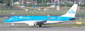 PH-EXP at EHAM 20220418 | Embraer ERJ 175STD