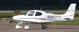 N982CD at EHLE 20220528 | Cirrus Design Corp SR22-GTS