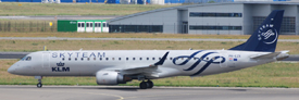 PH-EZX at EHAM 20220617 | Embraer ERJ 190STD