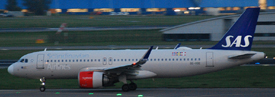 SE-ROE at EHAM 20221012 | Airbus A320-251n