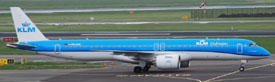 PH-NXC at EHAM 20230424 | Embraer ERJ 190-400STD / E195-E2