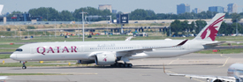 A7-AOB at EHAM 20230708 | Airbus A350-1041